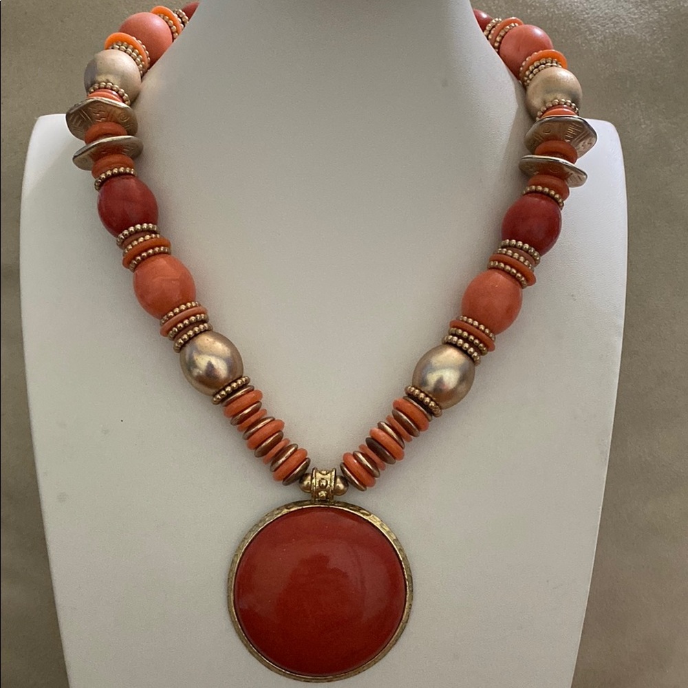 10/$10 Orange and Gold tone Beaded necklace